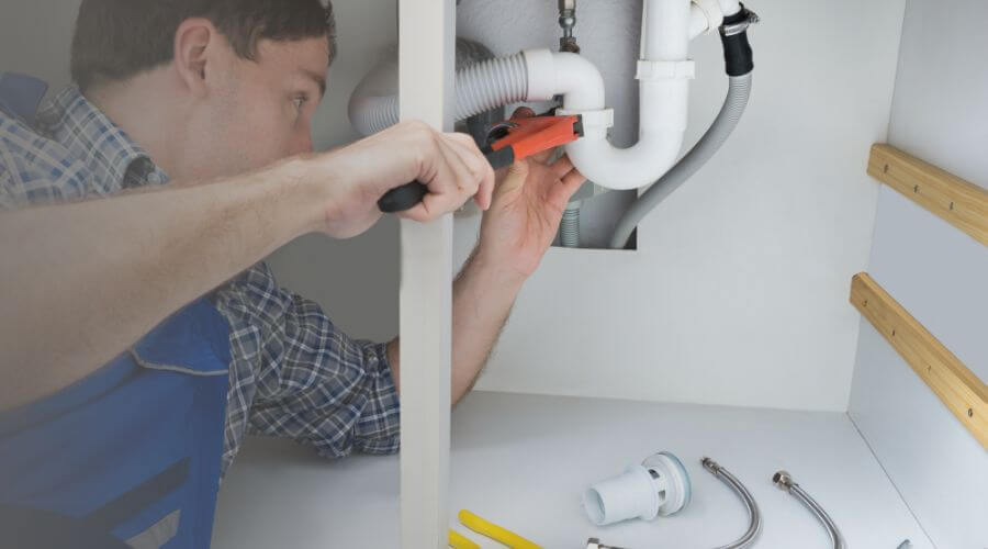 Expert burst pipe repair services in Addison, IL